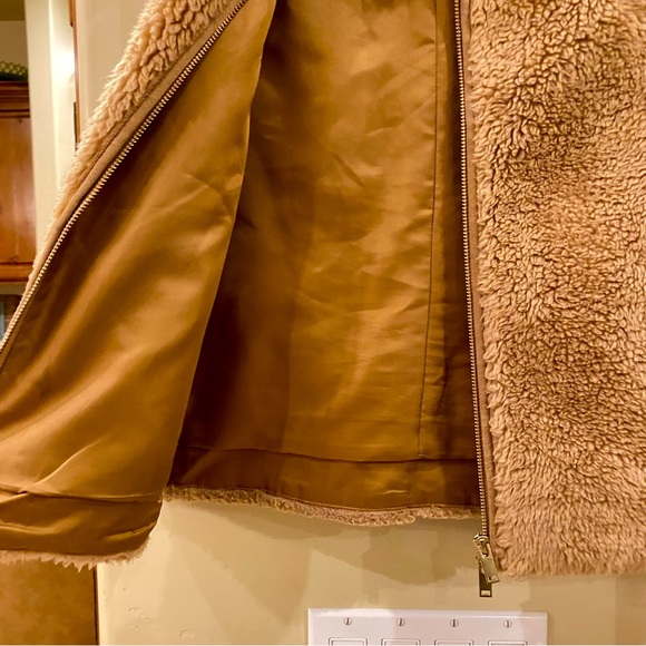 J.Crew Excursion plush teddy vest - Picture 13 of 16